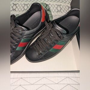 Men’s Gucci shoes